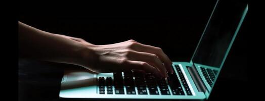 manos de un persona utilizando un teclado en un ordenador portátil. oscuro aguamarina y gris color concepto. generativo ai foto