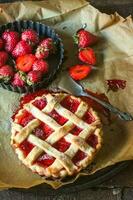 Homemade strawberry pie photo