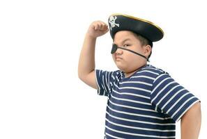grasa chico vistiendo un pirata disfraz espectáculo músculo foto