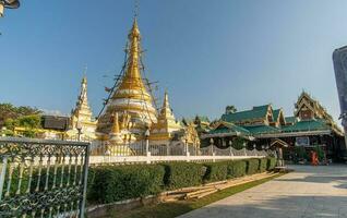 Wat Chong Kham Temple photo