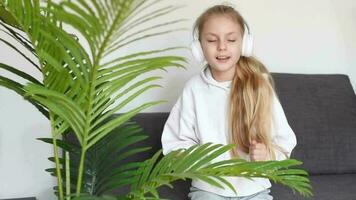 Little girl listening music video