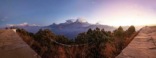 hermosa ver de Annapurna montaña rango , Nepal foto