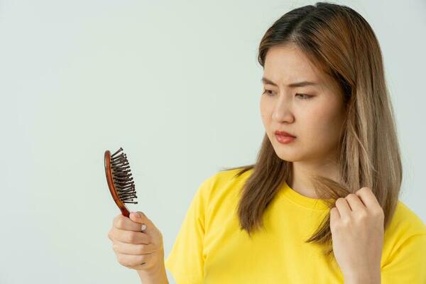 Hair Loss Problem Stock Photos Images And Backgrounds For Free Download hair-loss-problem-stock-photos-images-and-backgrounds-for-free-download
