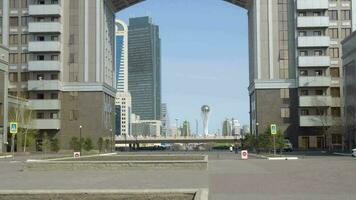 astana, Kazakistan aprile 26, 2017 - il centro di il nuovo astana, baterek, il capitale di kazakistan. preparazione per il mondo mostra expo 2017 video