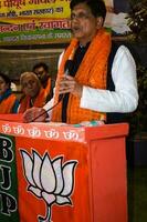 nuevo Delhi, India - marzo 27 2023 - piush objetivo gabinete ministro y núcleo miembro de bharatiya janata fiesta - bjp durante un reunión en apoyo de bjp candidato adelante de mcd local cuerpo elecciones 2022 foto