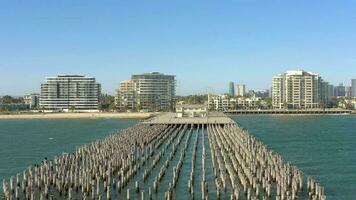 prinsar pir i hamn melbourne Australien sett från de luft video