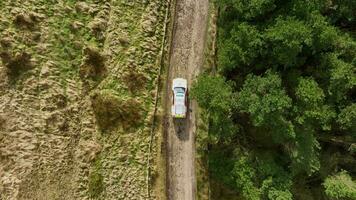 4x4 montagna salvare ambulanza veicolo su un' chiamare per un emergenza video