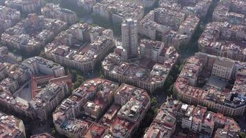 de stad block av barcelona i Spanien under de sommar video