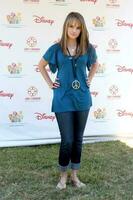 debby Ryan llegando a un hora para héroes celebridad carnaval beneficiando el elizabeth vidriado pediatría SIDA Fundación a el wadsworth teatro jardines en madera del oeste California en junio 7 7 2009 2009 foto