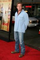 Thomas Hayden Church arriving at  the All About Steve Premiere at Graumans Chinese Theater  in  Los Angeles CA on August 26 20092009 photo