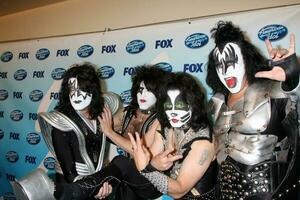Kiss in the Press Room  at the Amerian Idol Season 8 Finale at the Nokia Theater in  Los Angeles CA on May 20 2009 2009 photo