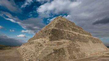 pirámide de djoser en Saqqara, Egipto video