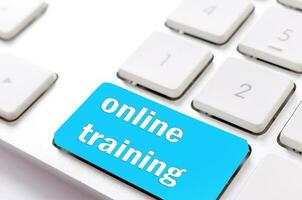 Online training button photo