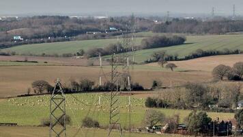 industrieel hoog Spanning traliewerk macht lijn toren video