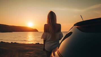 ritmo juvenil mujer viajero consiguiendo un cargar fuera de el puesta de sol a el mar aunque en pie otro a el coche. creativo recurso, ai generado foto