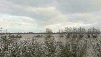 aereo Visualizza di allagamento nel il UK durante il inverno causando devastazione video