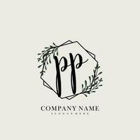 PP Initial beauty floral logo template vector