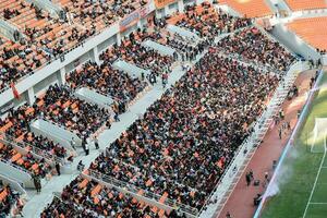 multitudes en grupo de aficionados en el estadio Jacarta internacional estadio. Jacarta, Indonesia, agosto 1, 2022 foto