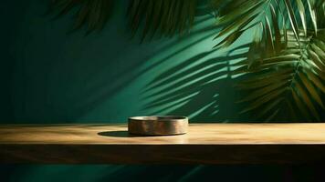 limpar de madeira mesa contador com tropical Palma árvore dentro manchado luz do sol. video