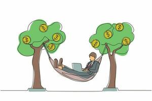 un solo dibujo de una línea feliz hombre de negocios rico escribiendo con una computadora portátil en una hamaca atada en un árbol de dinero con monedas de dólar. obtener ganancias o dividendos de la inversión. vector gráfico de diseño de dibujo de línea continua