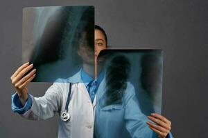 médico radiólogo rayos X investigación profesional foto