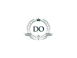 Initial Do Feminine Logo, Creative Luxury Crown Do od Letter Logo Icon vector