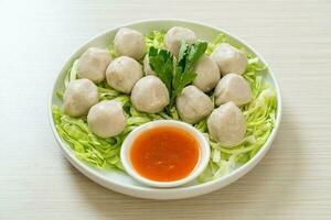 Boiled Fish Balls with Spicy Sauce photo