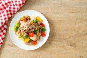 Stir Fried Pork with Black Pepper photo