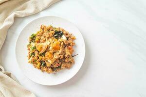 Stir Fried Minced Pork with Salted Egg photo