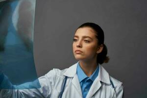 female doctor x-ray medicine diagnosis treatment photo