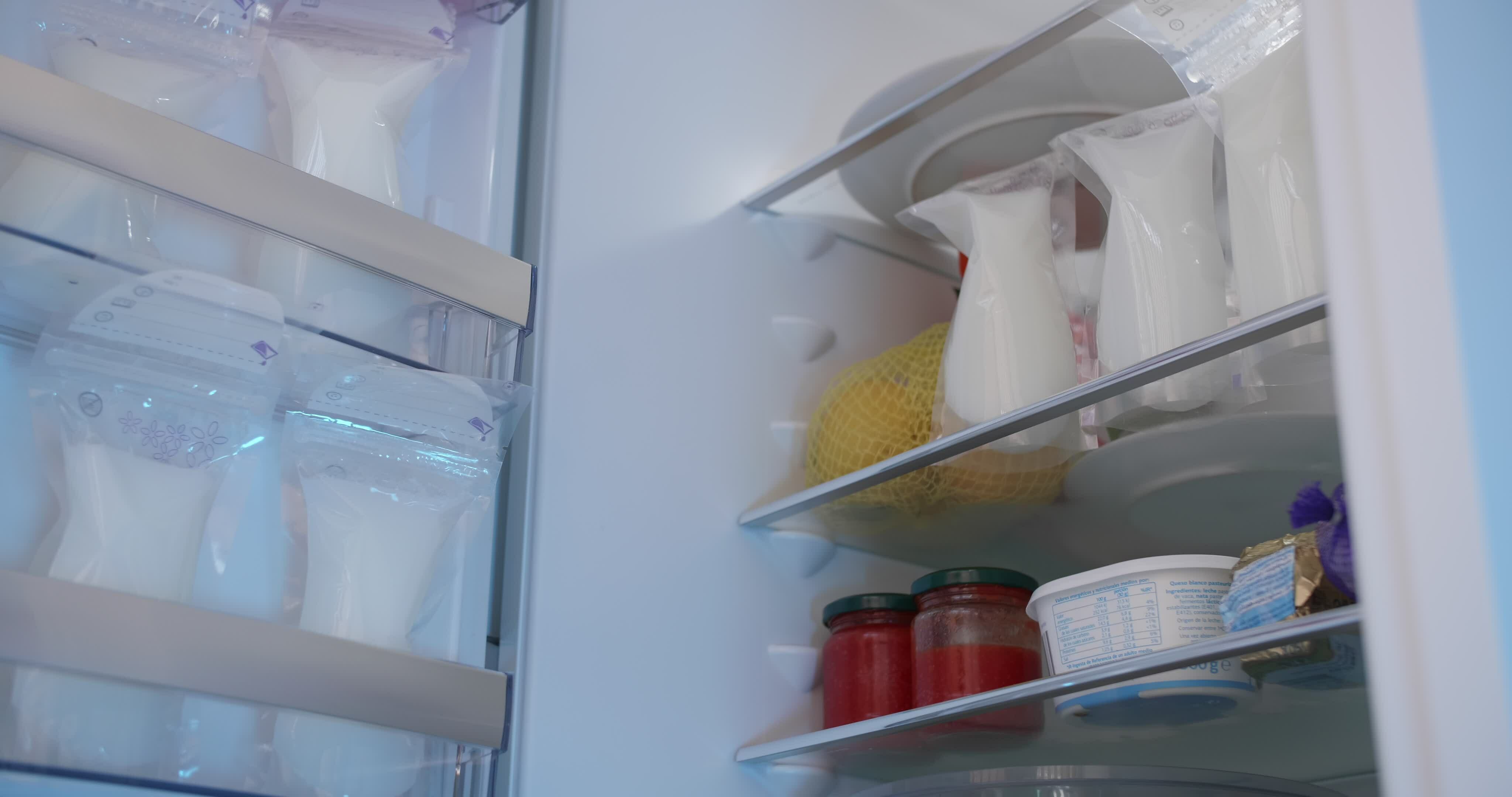breast-milk-bags-in-fridge-23796418-stock-video-at-vecteezy