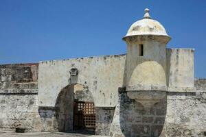 paredes de cartagena Delaware indios construido a el final de el xvi siglo para el defensa de el ciudad. fuerte de san sebastian del pastelillo foto