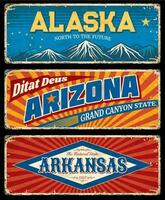 Alaska, Arizona y Arkansas estados retro platos vector