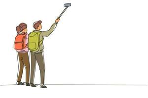 dibujo continuo de una línea pareja hombre mujer excursionistas con mochilas se toma selfie en las montañas mientras graba video usando su teléfono inteligente. blogger de viajes ilustración de vector de diseño de dibujo de una sola línea