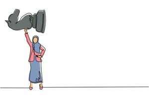 una sola línea continua dibujando una mujer de negocios árabe sosteniendo, levantando una pieza de ajedrez de caballero. tácticas empresariales exitosas, estrategia, superioridad en los negocios. vector de diseño gráfico de dibujo de una línea