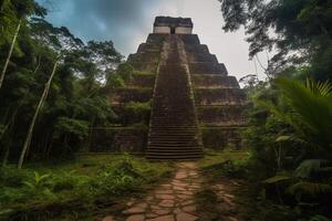 antiguo azteca pirámide en el selva. ai generado foto