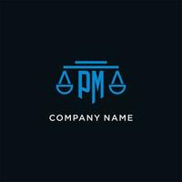 pm monograma inicial logo con escamas de justicia icono diseño inspiración vector