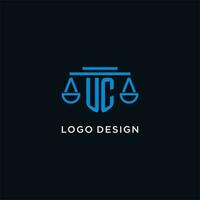 uc monograma inicial logo con escamas de justicia icono diseño inspiración vector