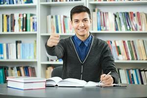 A student in the library photo