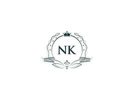 minimalista nk femenino logo inicial, lujo corona nk kn negocio logo diseño vector