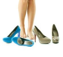 A woman' feet photo