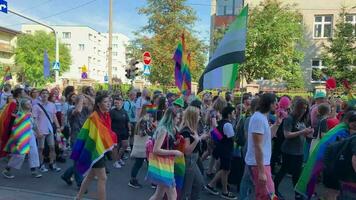 Katowice, Pologne. 11 septembre 2021. fierté parade lgbtq sur des rues de ville video