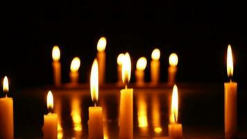 solidarité bougies, veillée, feu, soutien, personnes. video