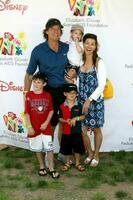 Kevin Sorbo  Family arriving at the A Time for Heroes Pediatric AIDS 2008 benefit at the Veterans Administration grounds Westwood CA June 8 2008 2008 Kathy Hutchins Hutchins Photo