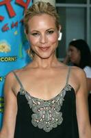 maria bello llegando a el cabeza de toalla estreno a el arco de luz teatros en r los angeles California en septiembre 3 2008 2008 kathy hutchins hutchins foto