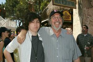 James L Brooks  Son Joey The Simpsons Ride Grand Opening Universal Studios Theme Park Los Angeles CA May 17 2008 2008 Kathy Hutchins Hutchins Photo