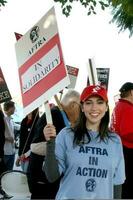 Eden Riegel Soap Opera AFTRA Actors Support Writers Guild of America Strike CBS Television City December 17 2007 Los Angeles CA 2007 Kathy Hutchins Hutchins Photo