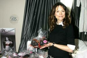 Liz Vassey GBK Emmy Gifting Suite Hollywood Roosevelt Hotel Los Angeles CA September 13 2007 2007 Kathy Hutchins Hutchins Photo