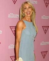 linda Thompson adivinar frangancia lanzamiento fiesta bar del cielo el Mondrian hotel los angeles California agosto 17 2005 2005 kathy hutchins hutchins foto