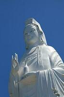 estatua de pava yin Linh ung pagoda en da nang foto